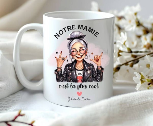 Mug personnalisé "Mamie la plus cool"