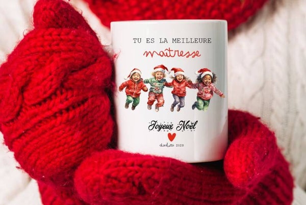 Mug de noël personnalisé "Tu es la meilleure maîtresse"