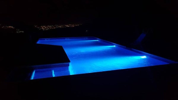 Luces RGB 40W. colores intensos