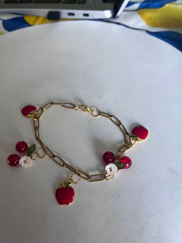 Bracelet cerises