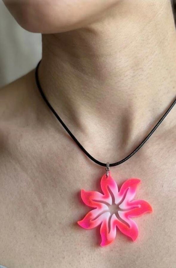 Collier fleur rose et blanc