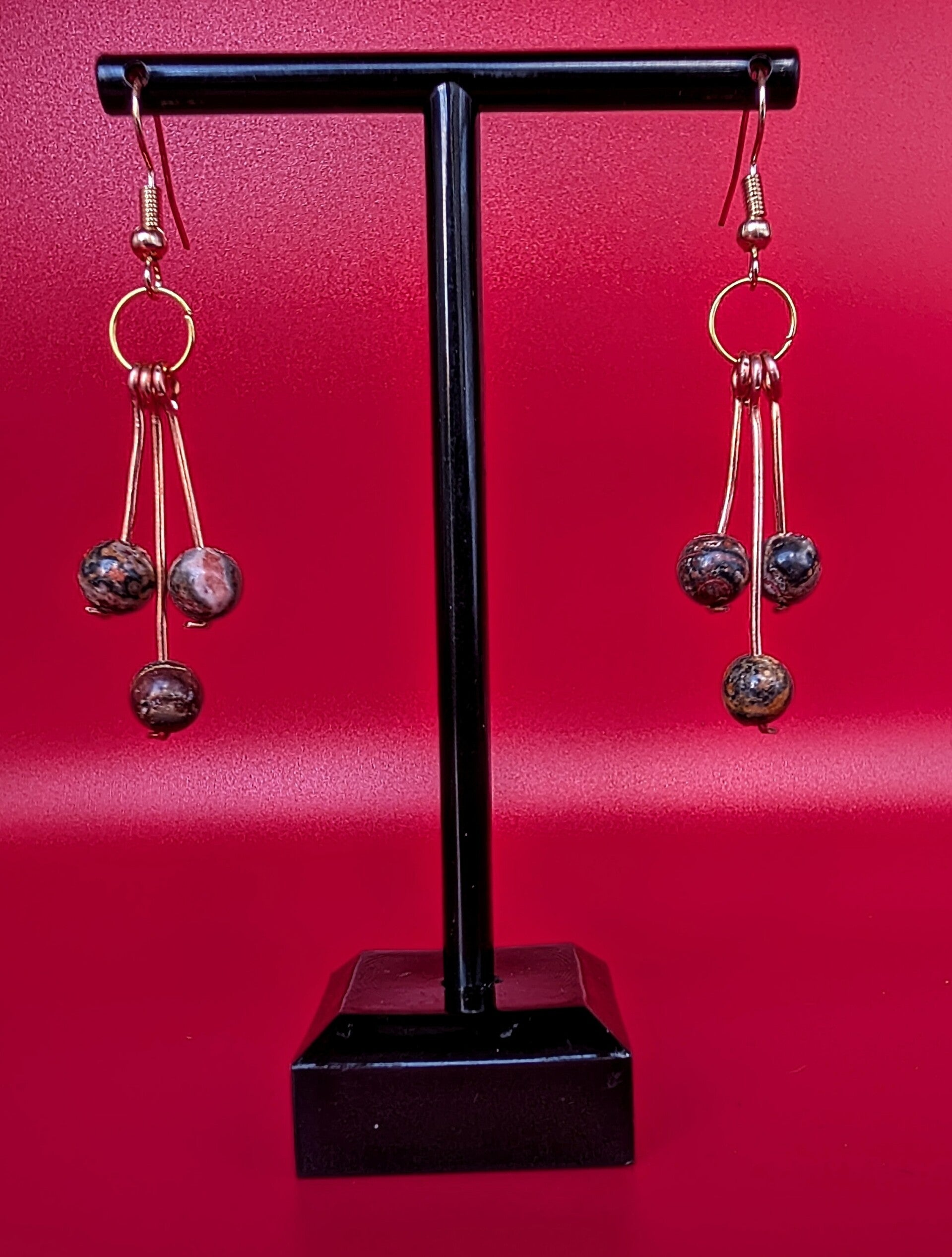 Boucles d'oreilles pendantes jaspe léopard et cuivre