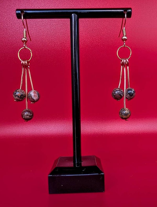 Boucles d'oreilles pendantes jaspe léopard et cuivre