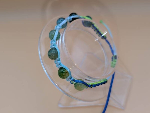 Bracelet agate veine de dragon fil arc-en-ciel bleu vert