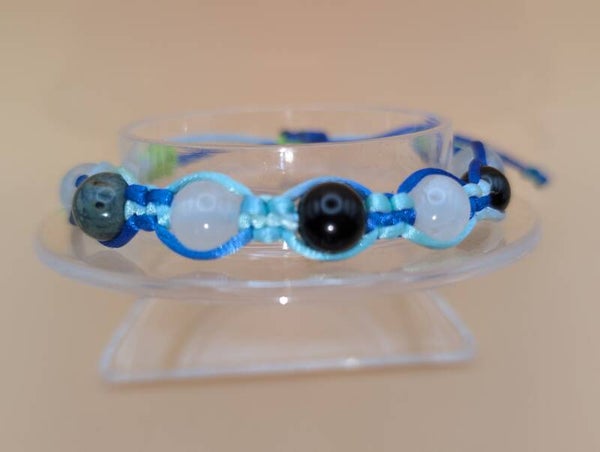 Bracelet protection jaspe kambaba, obsidienne oeil céleste, spinelle noire cristal de roche fil arc-en-ciel bleu vert