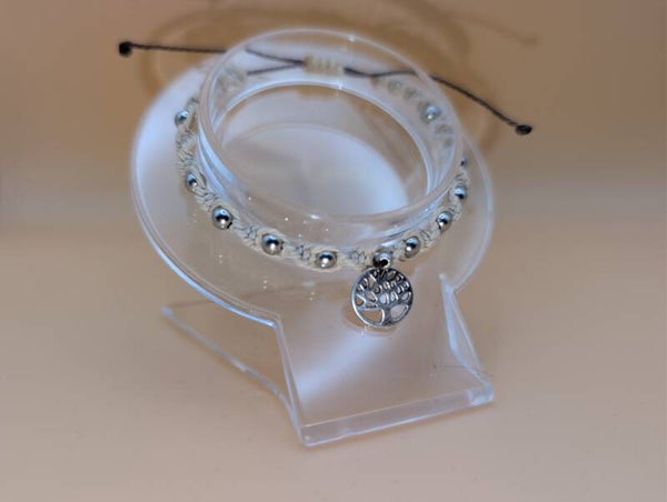Bracelet torsade beige perles argentées insert arbre de vie lune