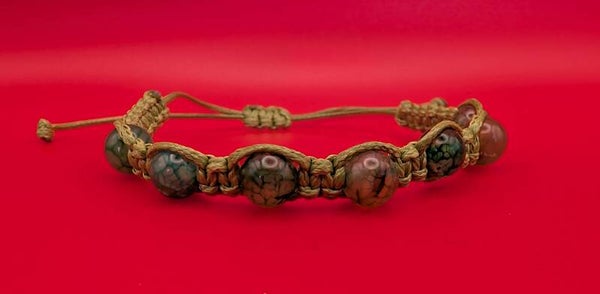 Bracelet veine de dragon vert fil vert fil noir