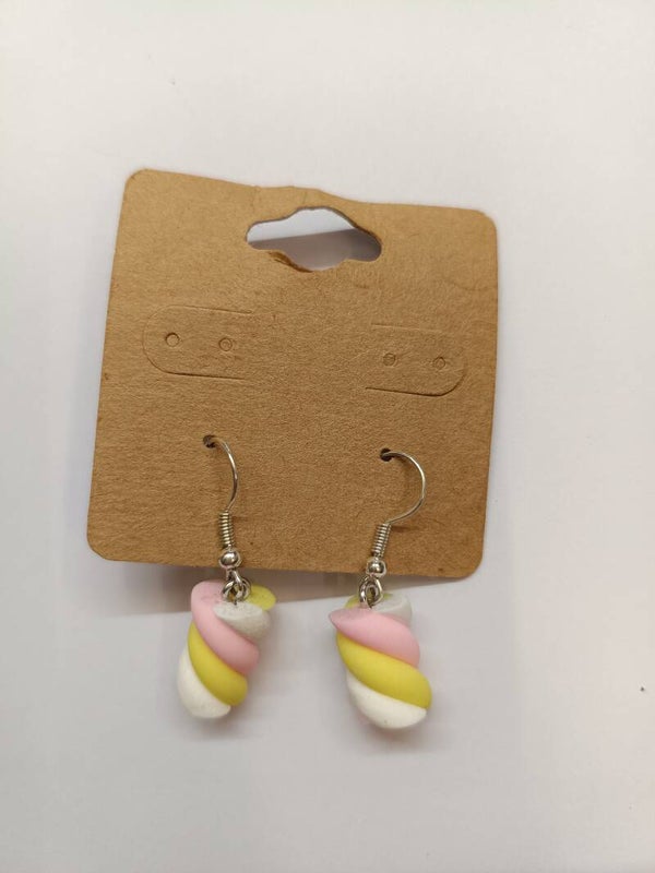 Oorbellen spekjes roze geel