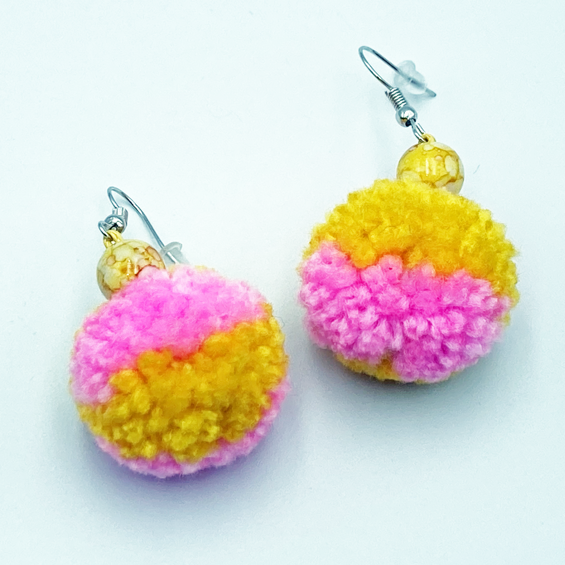 Pom Pom Oorbellen