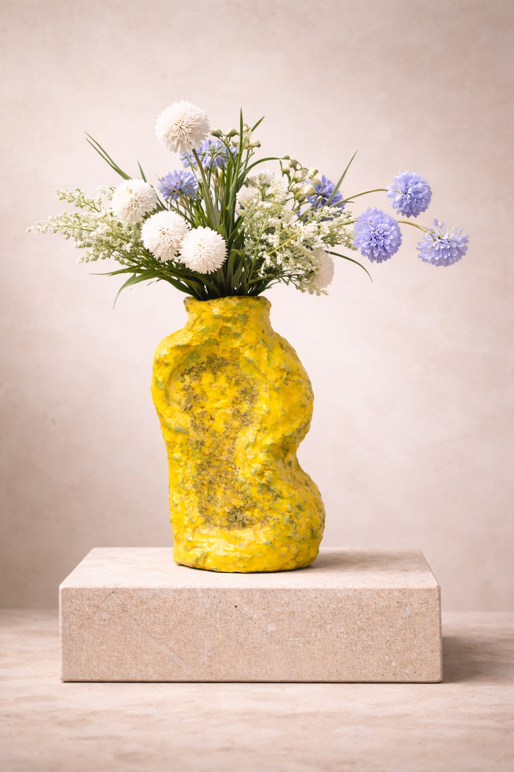 Gelbe Vase Unikat,Handarbeit aus Hamburg,geeignet für Trockenblumen