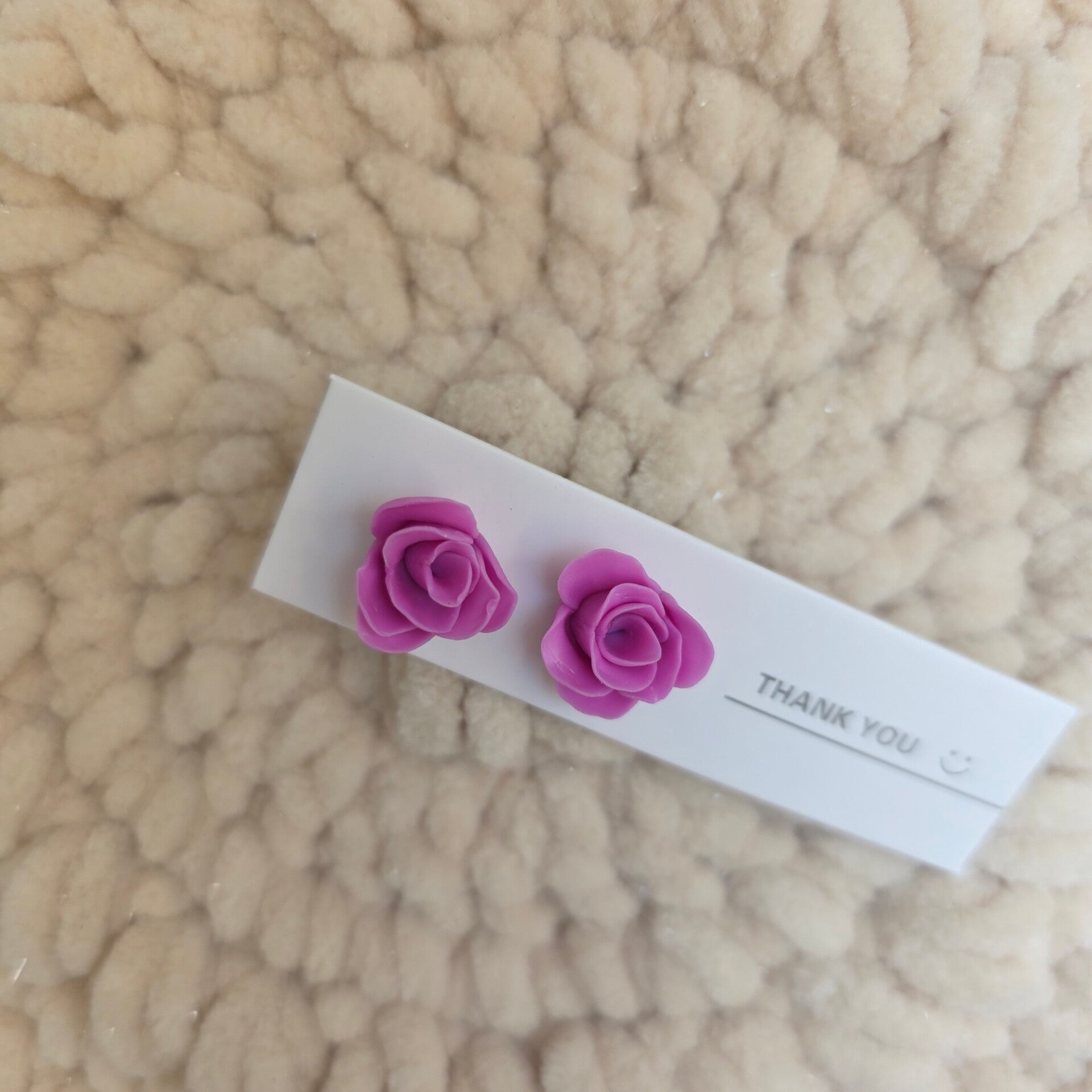 roze bloemen oorstekers (studs)