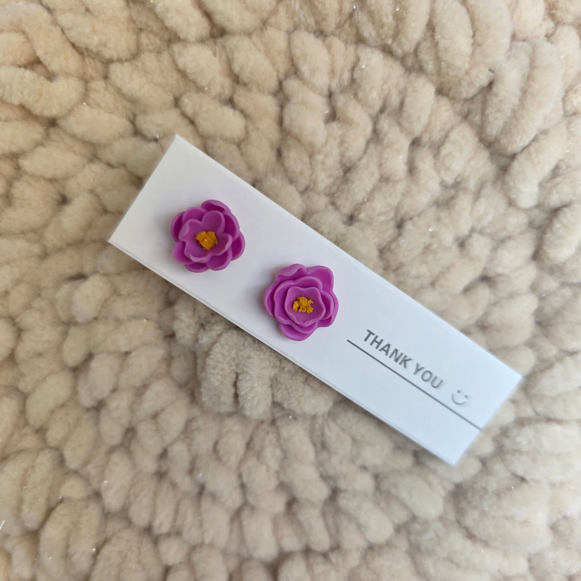 roze bloemen oorstekers (studs)