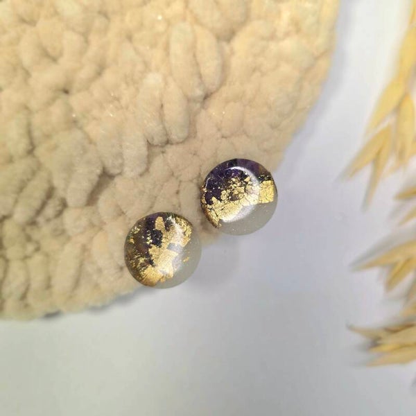 elegante oorstekers met paars/goudaccent