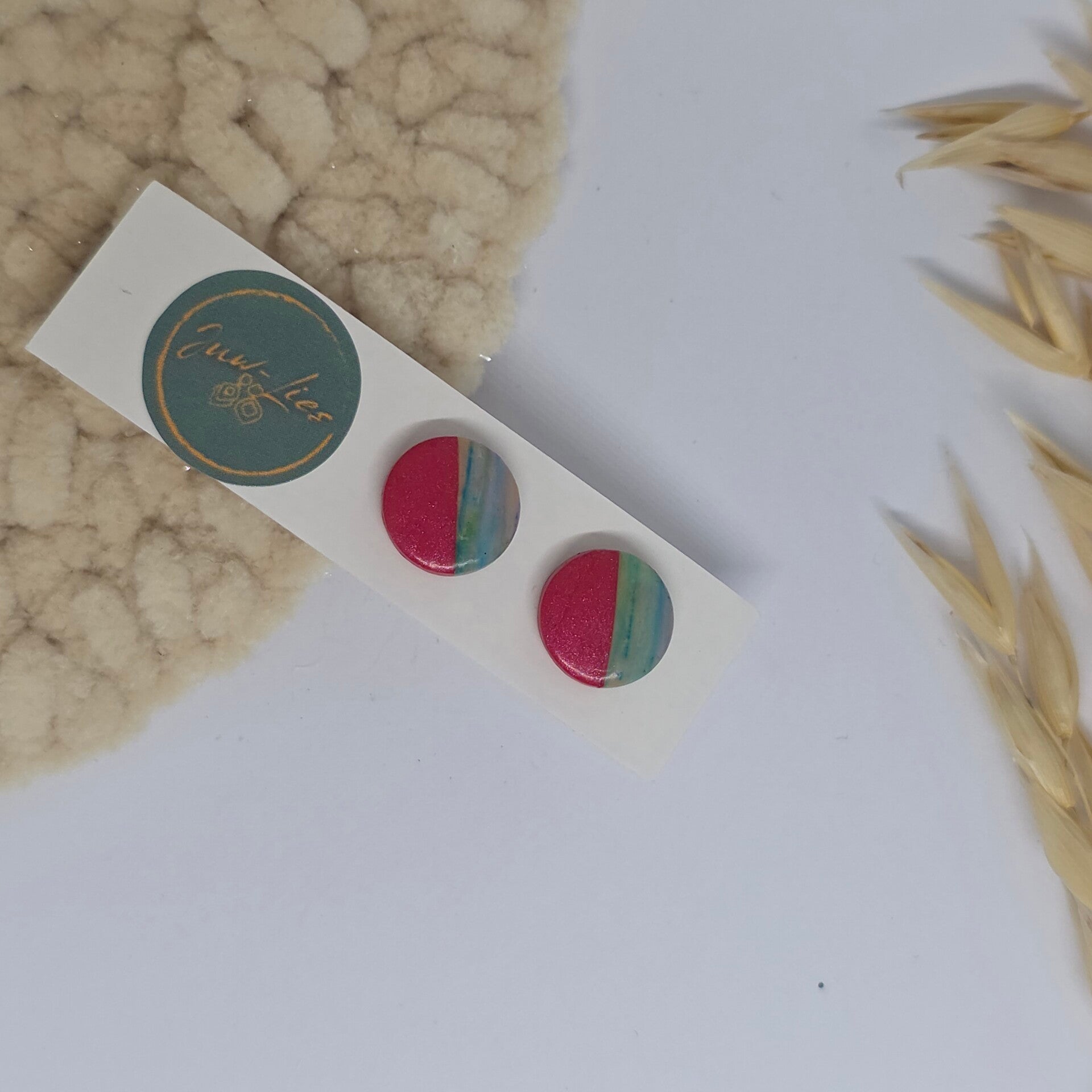 tweekleurige oorstekers