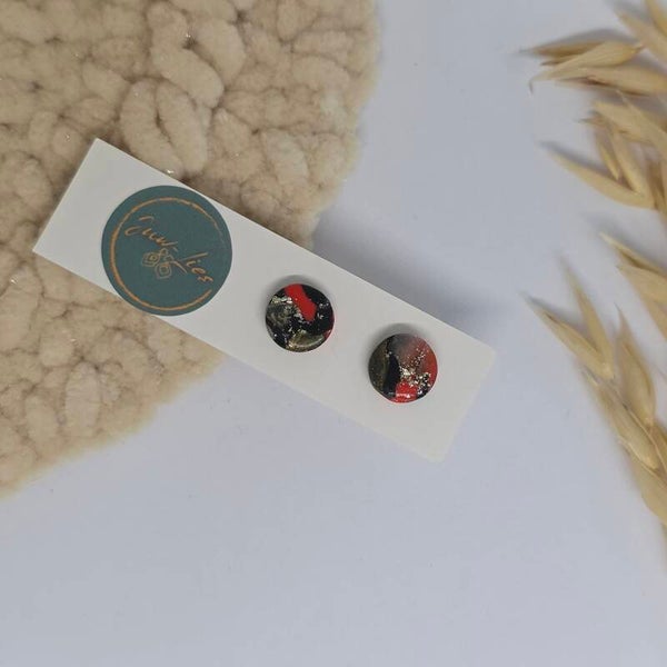 zwart/rood/goud oorstekers