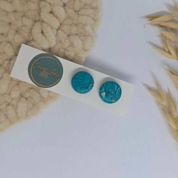blauw gemarmerde ronde oorstekers