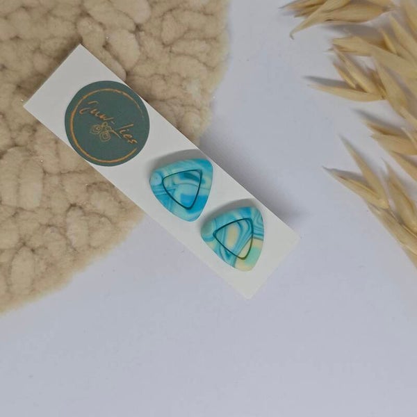 Oorstekers - driehoek - blauw cremekleur gemarmerd