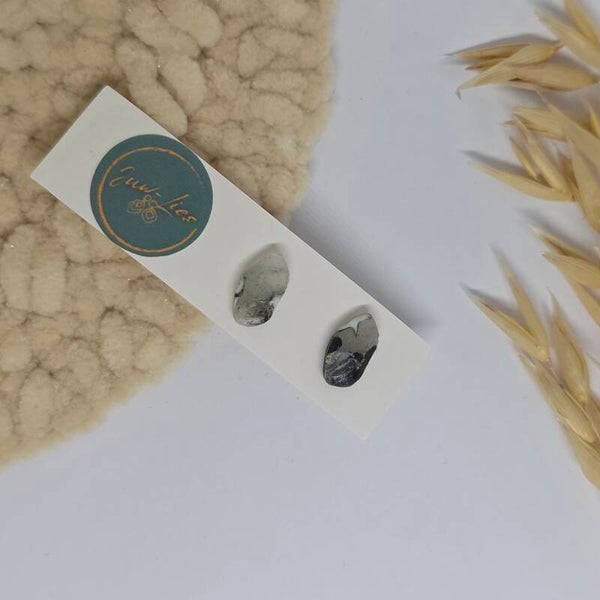 Oorstekers - druppel - zwart wit gemarmerd