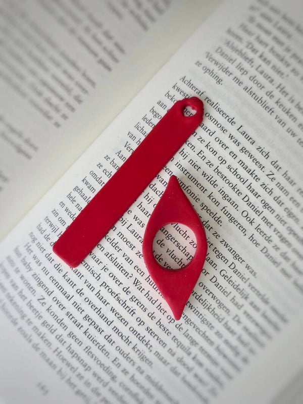 rode bladwijzer + duimhouder voor boeken