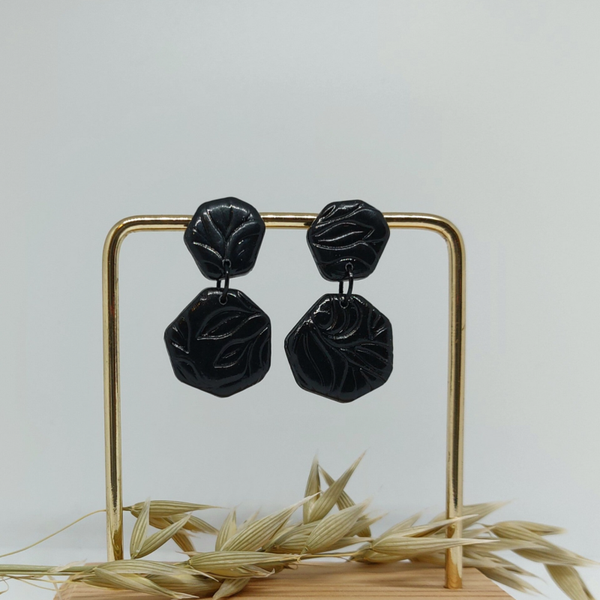 zwarte sierlijke oorbellen