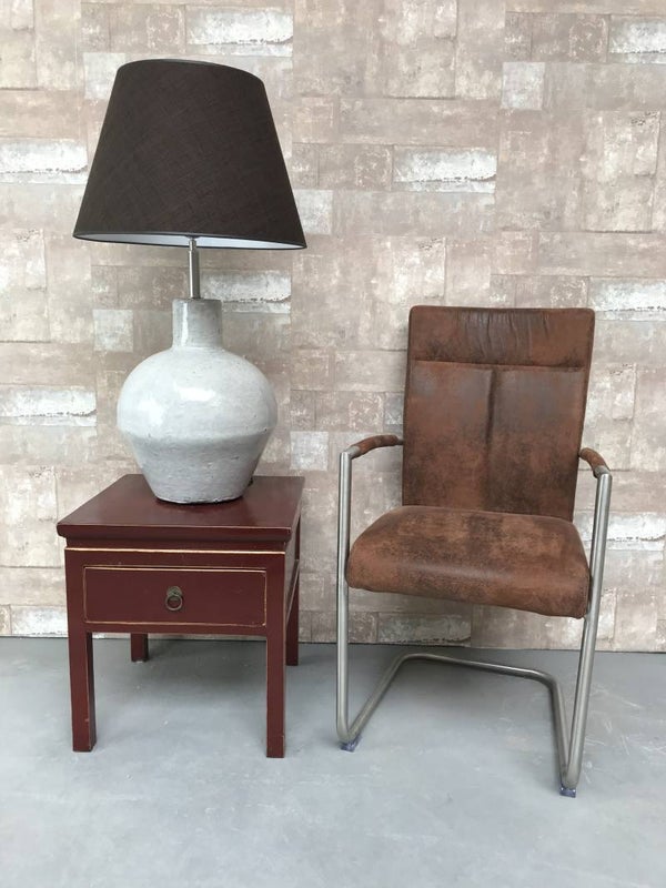 T030704 Tafellamp aardewerk grijs glazuur met Antraciet linnen kap.