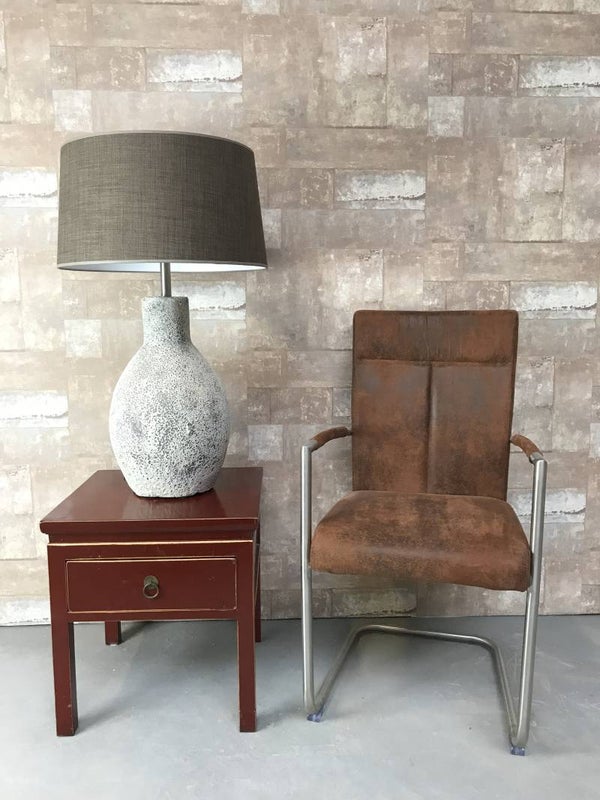 T017917 Tafellamp aardewerk ocean oxide met bruine linnen kap.