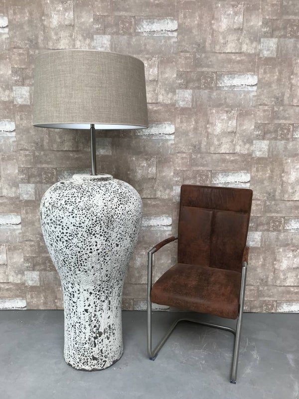 Vl047941 Vloerlamp aardewerk ocean oxide met licht bruine linnen kap.