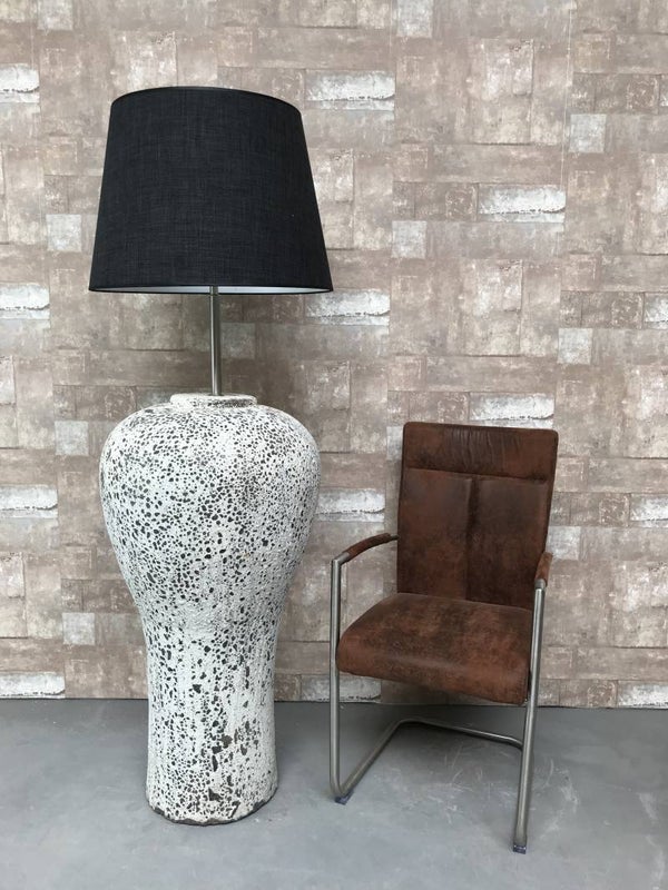 V047931 Vloerlamp aardewerk ocean oxide met antraciet linnen kap.