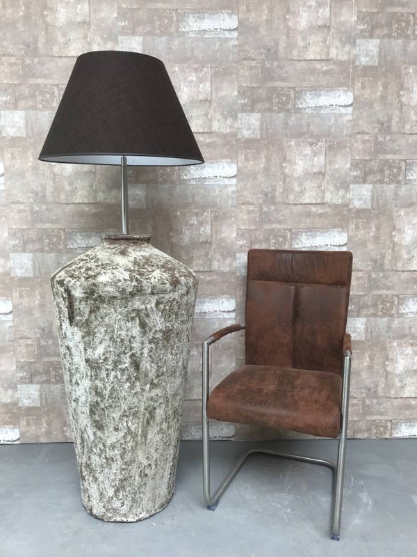 V057936 Vloerlamp aardewerk osian oxide met donker blauwe linnen kap.