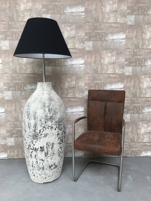 V027925 Vloerlamp aardewerk ocean oxide met zwarte linnen kap.