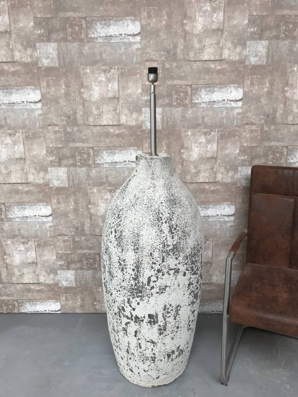 V027942 Vloerlamp aardewerk osian oxide met bruine linnen kap.