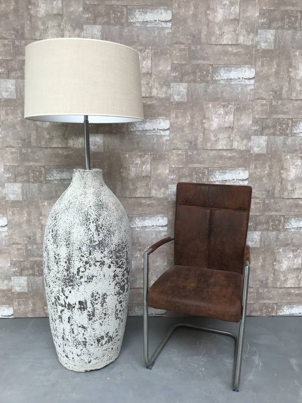 V027940 Vloerlamp aardewerk ocean oxide met creme linnen kap.