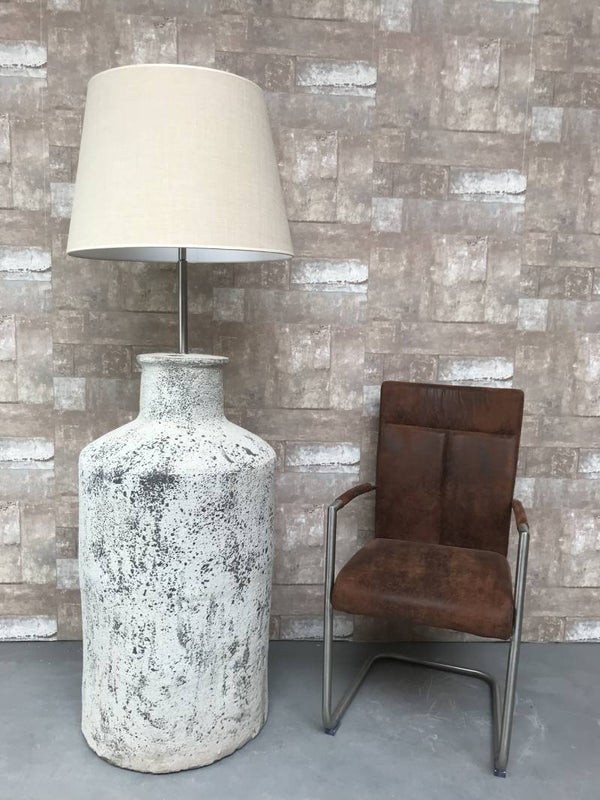 V017933 Vloerlamp aardewerk ocean oxide met creme linnen kap.