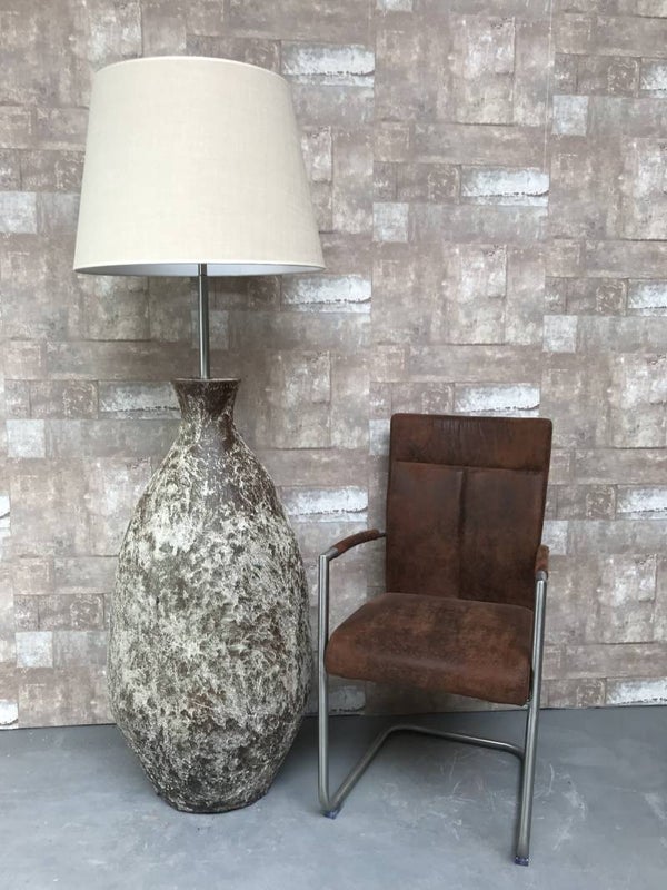 V067133 Vloerlamp aardewerk atlantic met creme linnen kap.