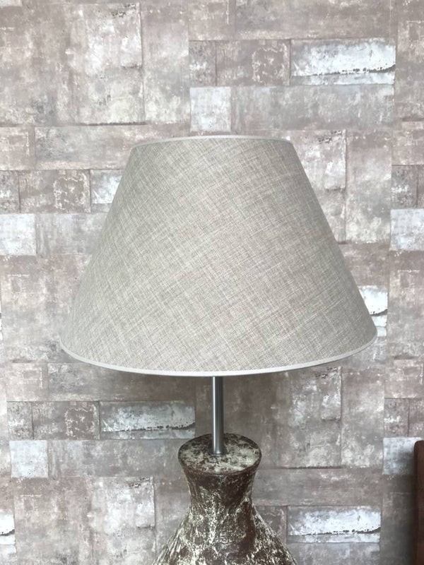 V067127 Vloerlamp aardewerk atlantic met licht bruine linnen kap.