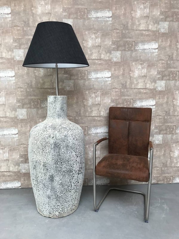 V017924 Vloerlamp aardewerk ocean oxide met antraciet linnen kap.