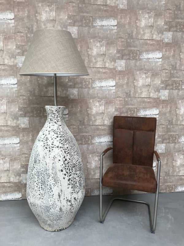 V067927 Vloerlamp aardewerk ocean oxide met licht bruine linnen kap.