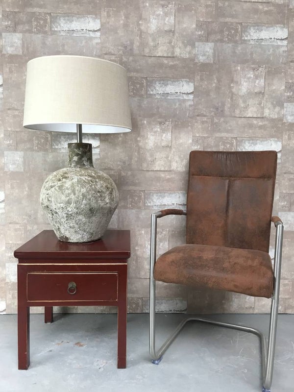 T037116 Tafellamp aardewerk atlantic met creme linnen kap.