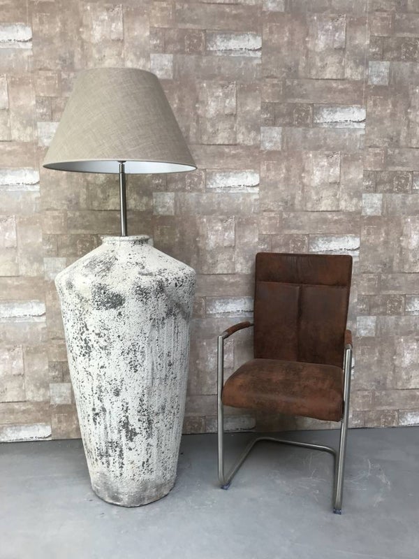 V057927 Vloerlamp aardewerk ocean oxide met licht bruine linnen kap.
