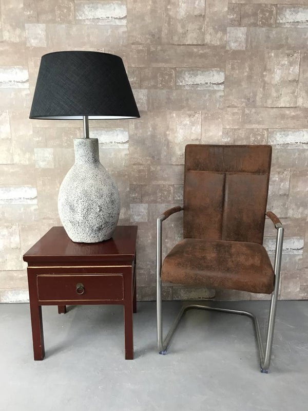 T017909 Tafellamp aardewerk ocean oxide met antraciet linnen kap.