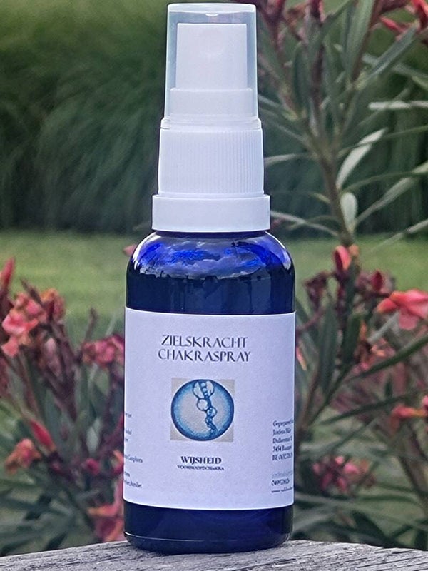 Chakraspray WIJSHEID (voorhoofd)