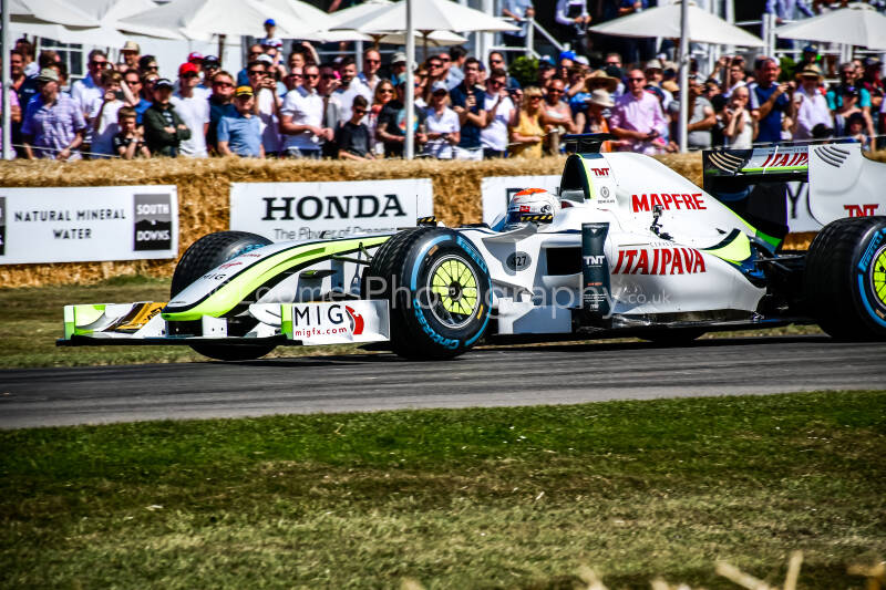 rubensbarrichellodrivesbrawngp001-02goodwood2019-3.jpg