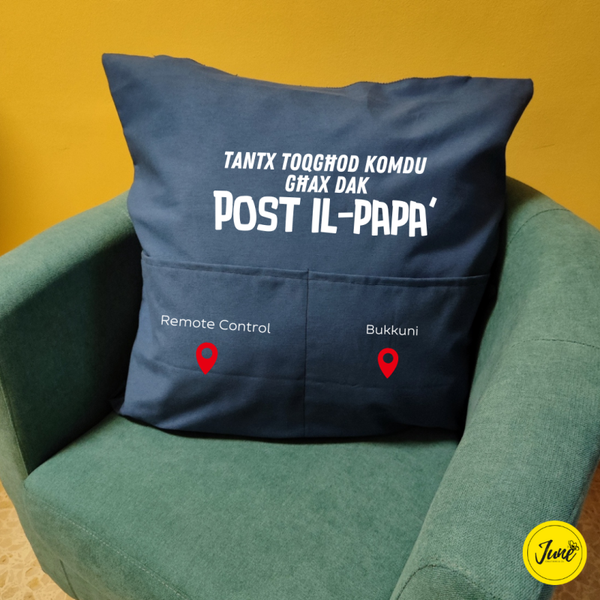 Post il-papa' cushion [MT]