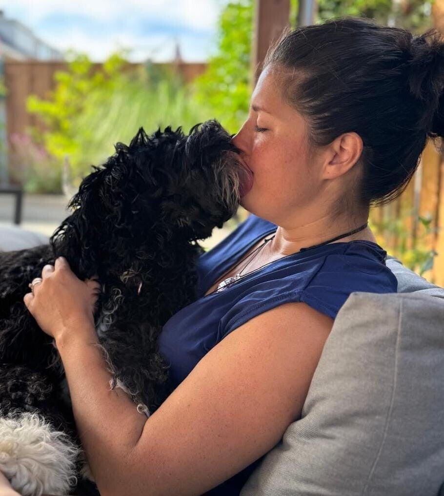 Clarisa van Kleurrijk Coachen met hond in Vlaardingen