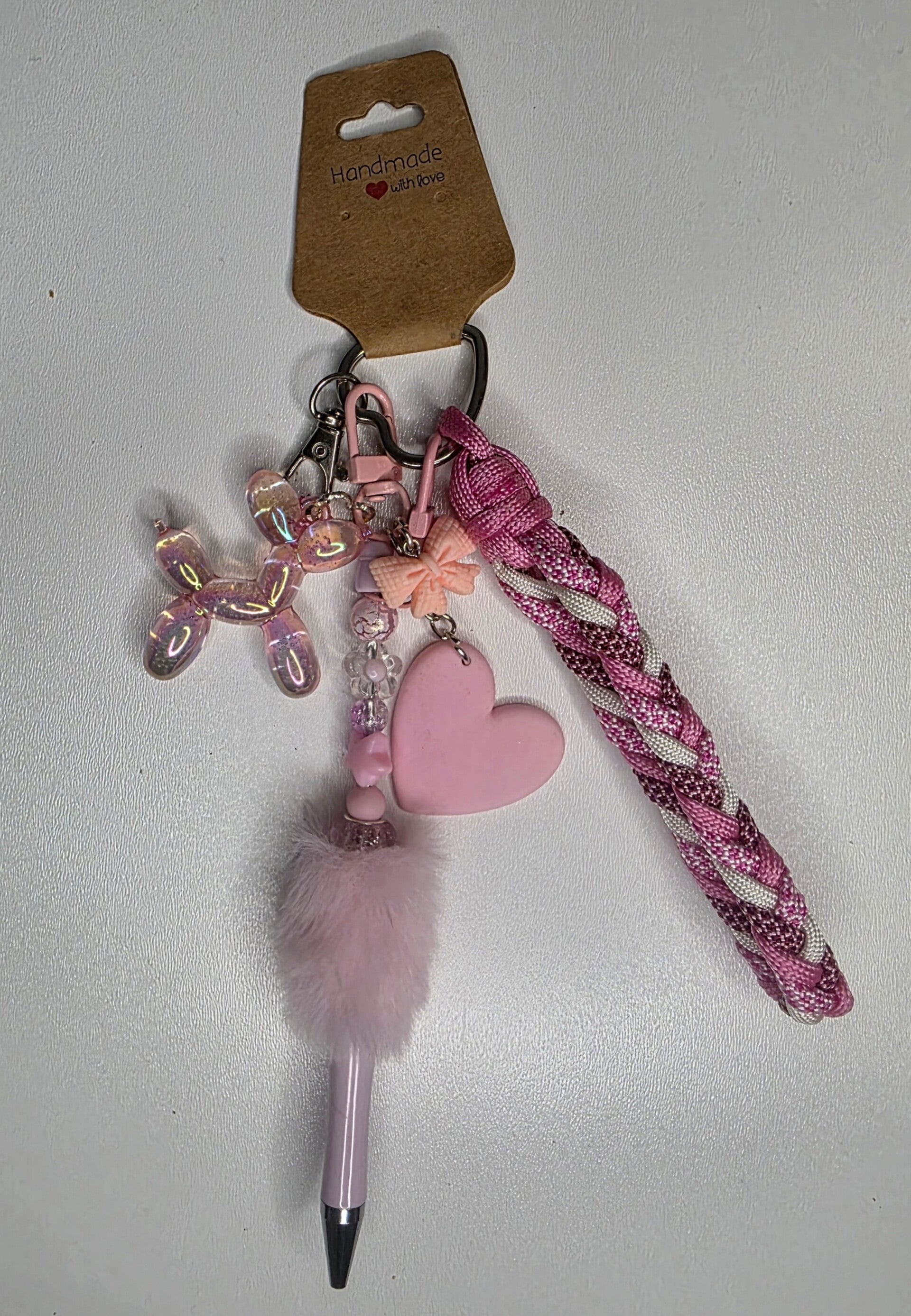 Sleutel- en/of tassenhanger. Verschillende soorten. Vanaf €8,95.