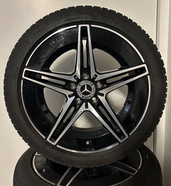Origineel! Mercedes C-Klasse W206 AMG Velgen + Winterbanden
