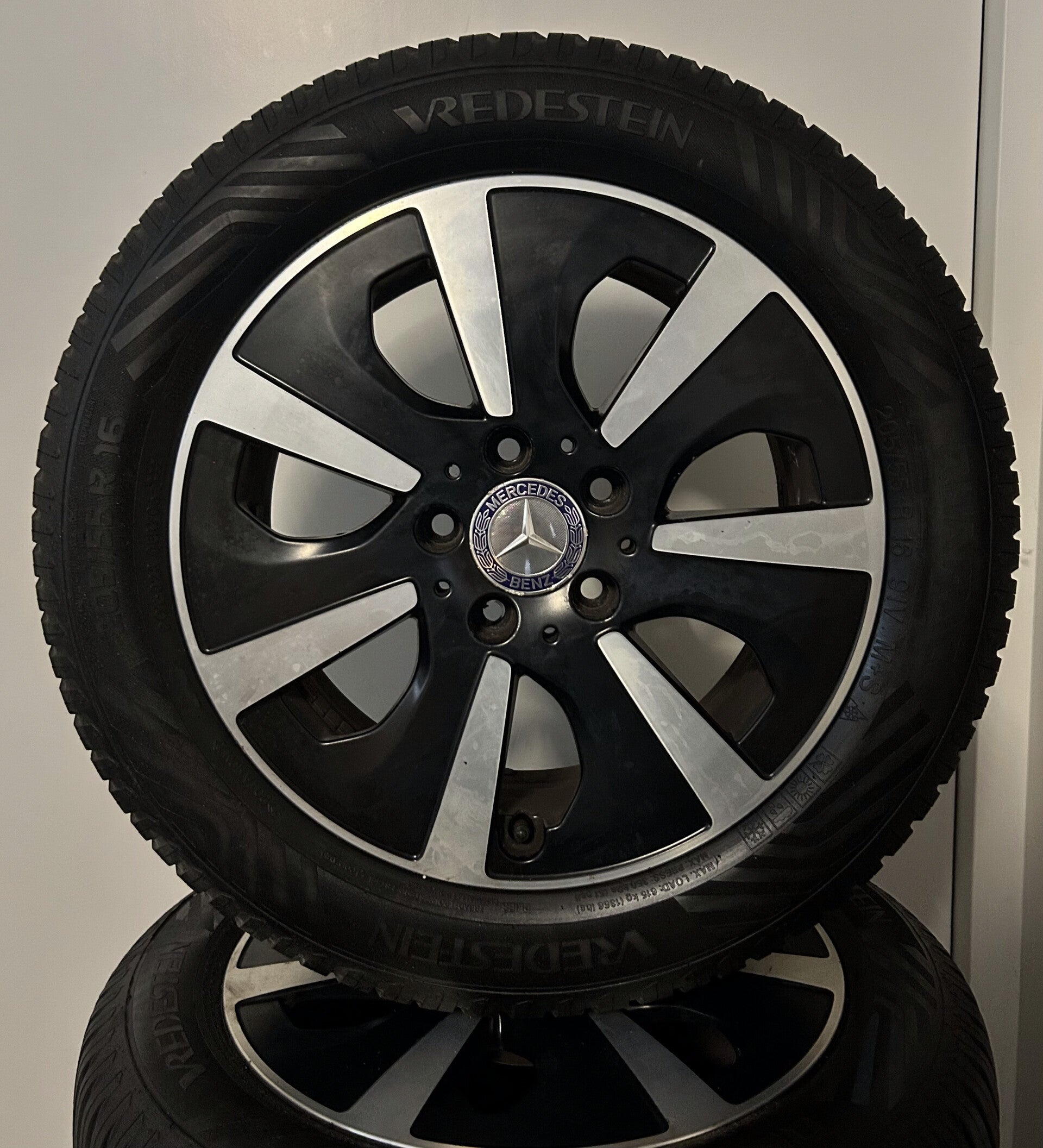 Winter! Mercedes A / B / CLA klasse Velgen + Banden