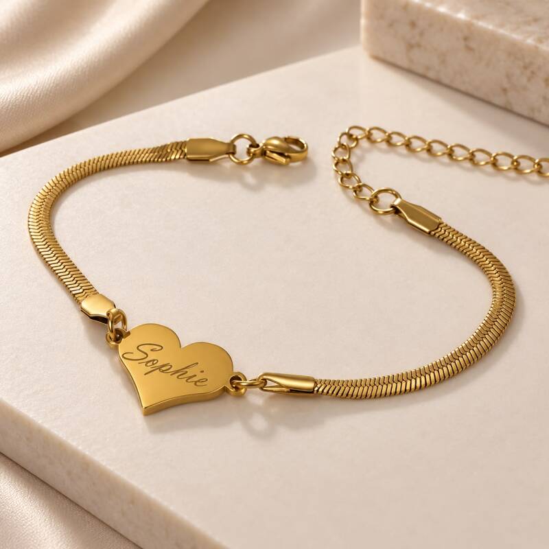 Armband mit Namen graviert in Gold und Silber, Namensgravur
