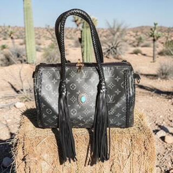 Western Black Fringe Speedy