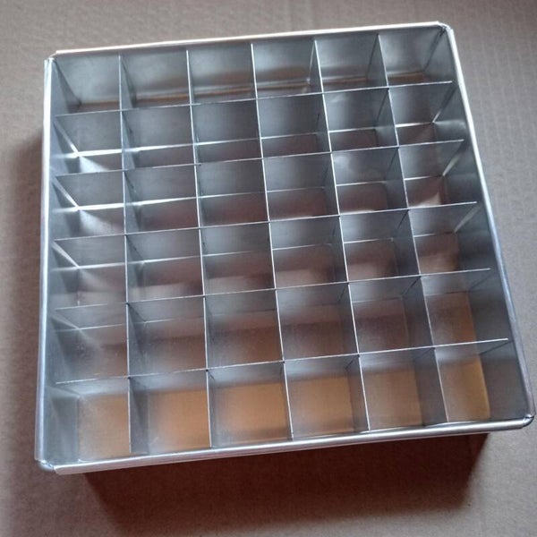 Loyang sekat brownies isi 36 kotak Diameter 22x22x4